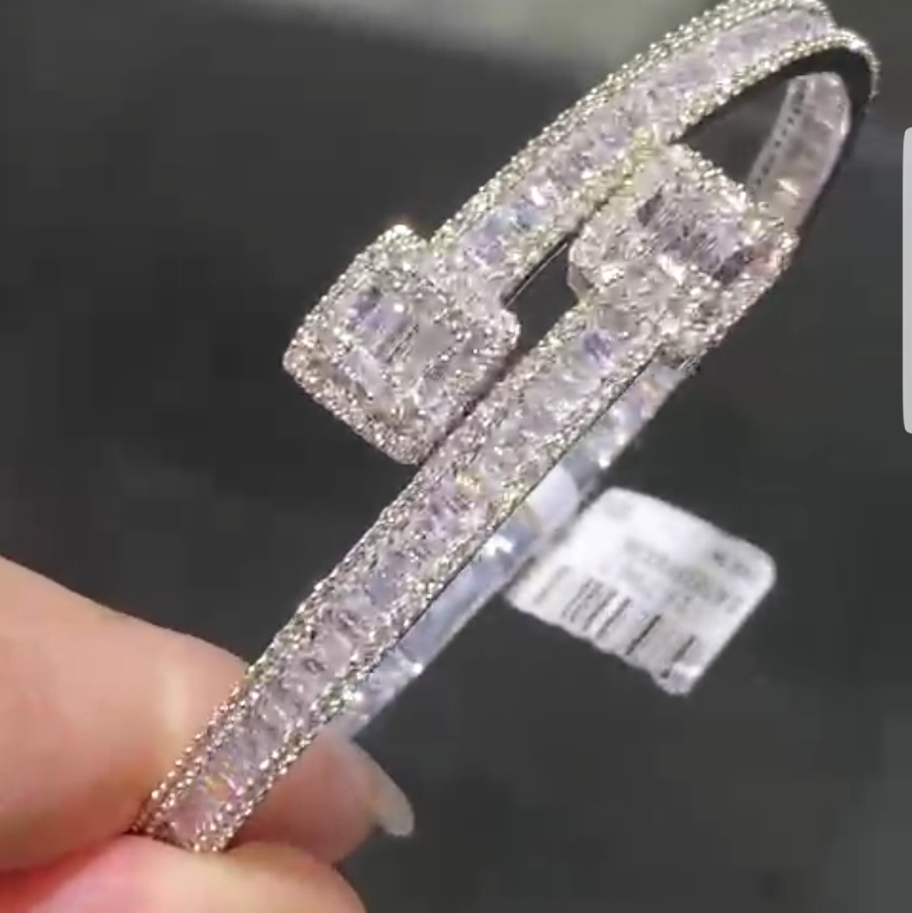 14K Solid Gold 8 1/4 VS2 Carat Natural Untreated Diamond Bracelet with Baguette